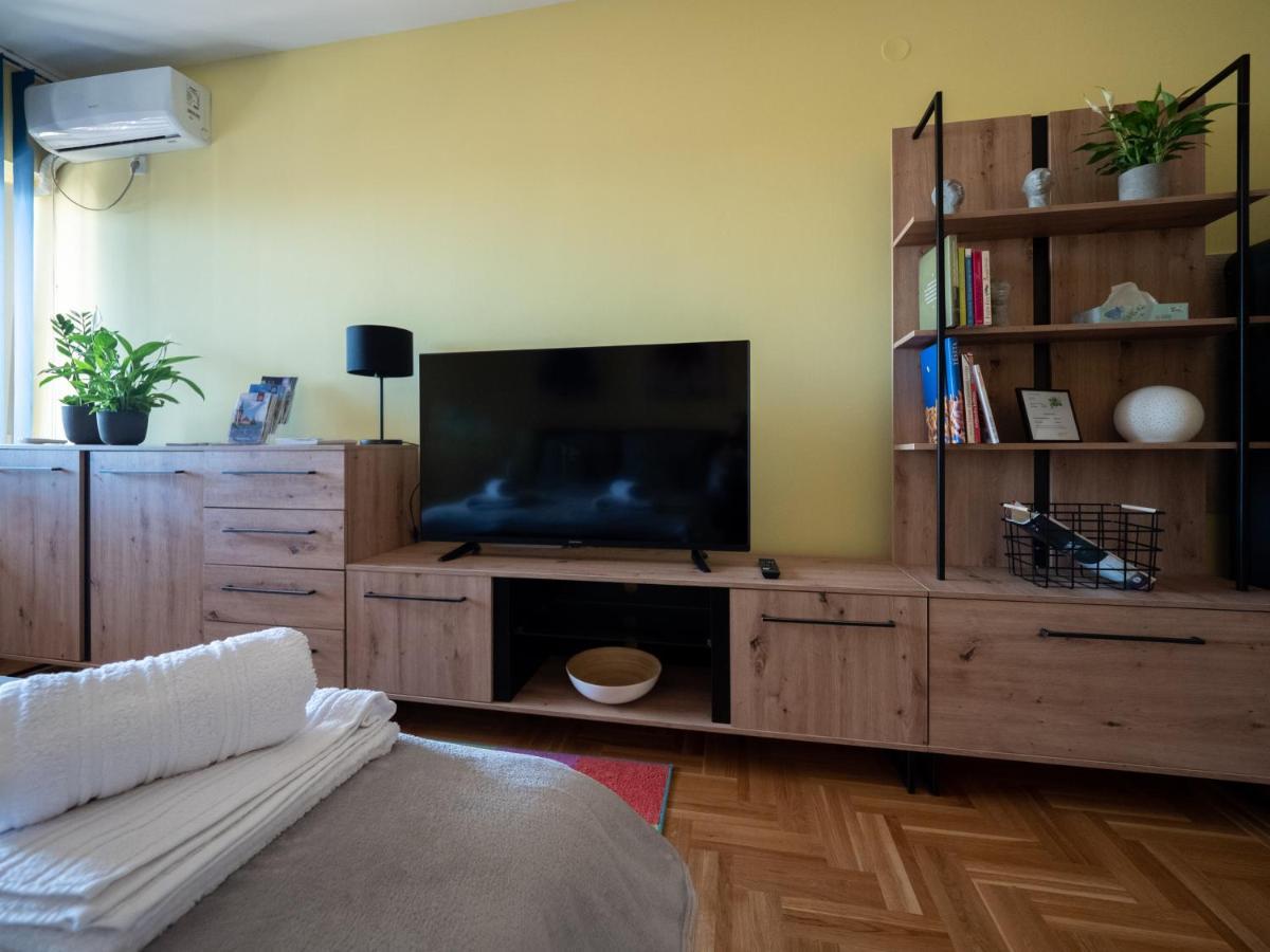 Green Apple Apartment Subotica Exterior foto